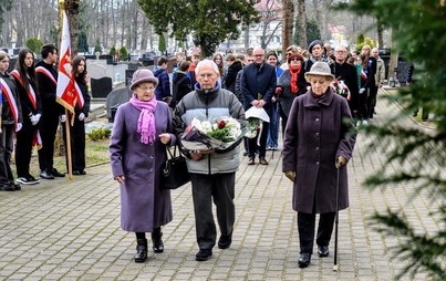 Zdjęcie do Dzień Pamięci Ofiar Zbrodni Katyńskiej oraz 83. rocznica drugiej masowej deportacji Polak&oacute;w na Sybir