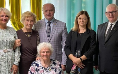 Zdjęcie do 200 LAT DLA PANI MARII!!