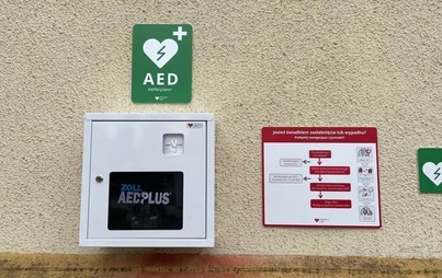 Zdjęcie do DEFIBRYLATOR W CENTRUM MIASTA!